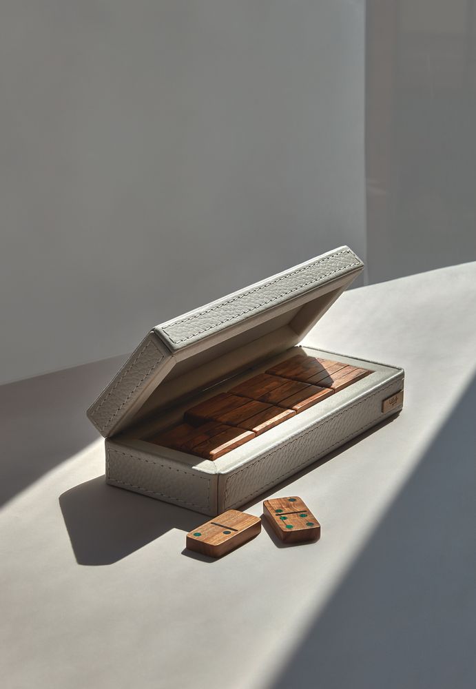 Objets de décoration - Ensemble de petits domino en bois d'olivier et malachite par Marcela Cure - MARCELA CURE