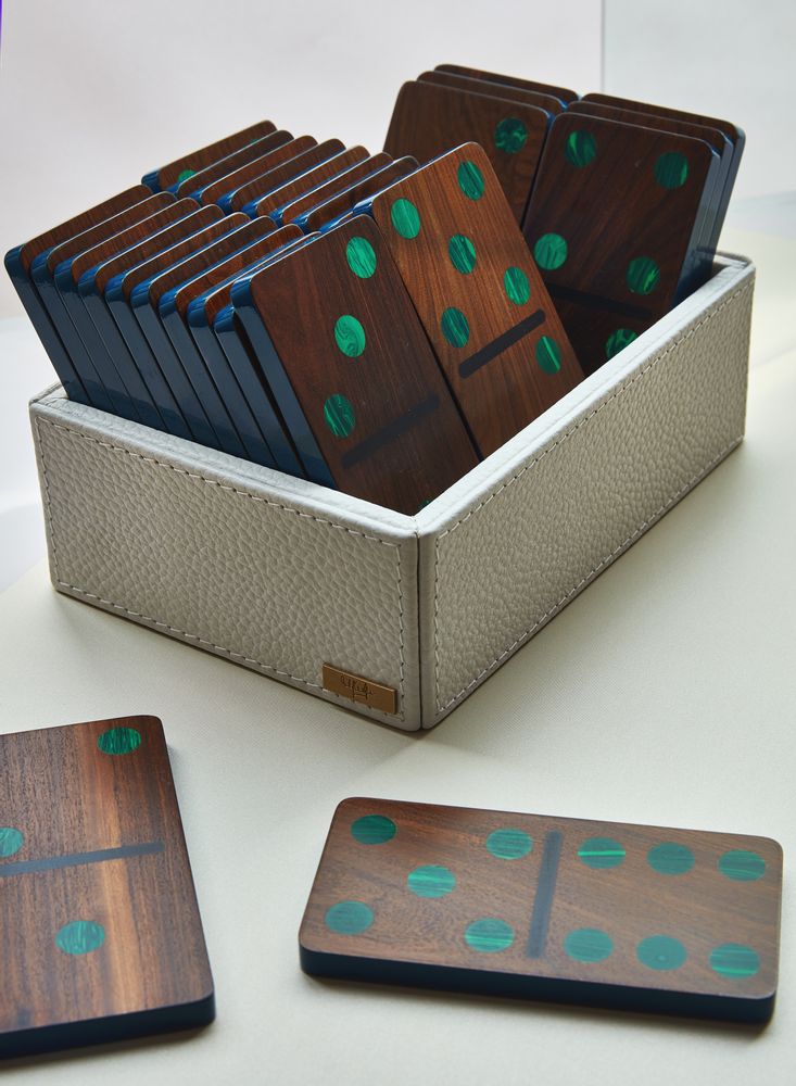Objets de décoration - Grand ensemble domino en bois de pui et malachite par Marcela Cure - MARCELA CURE