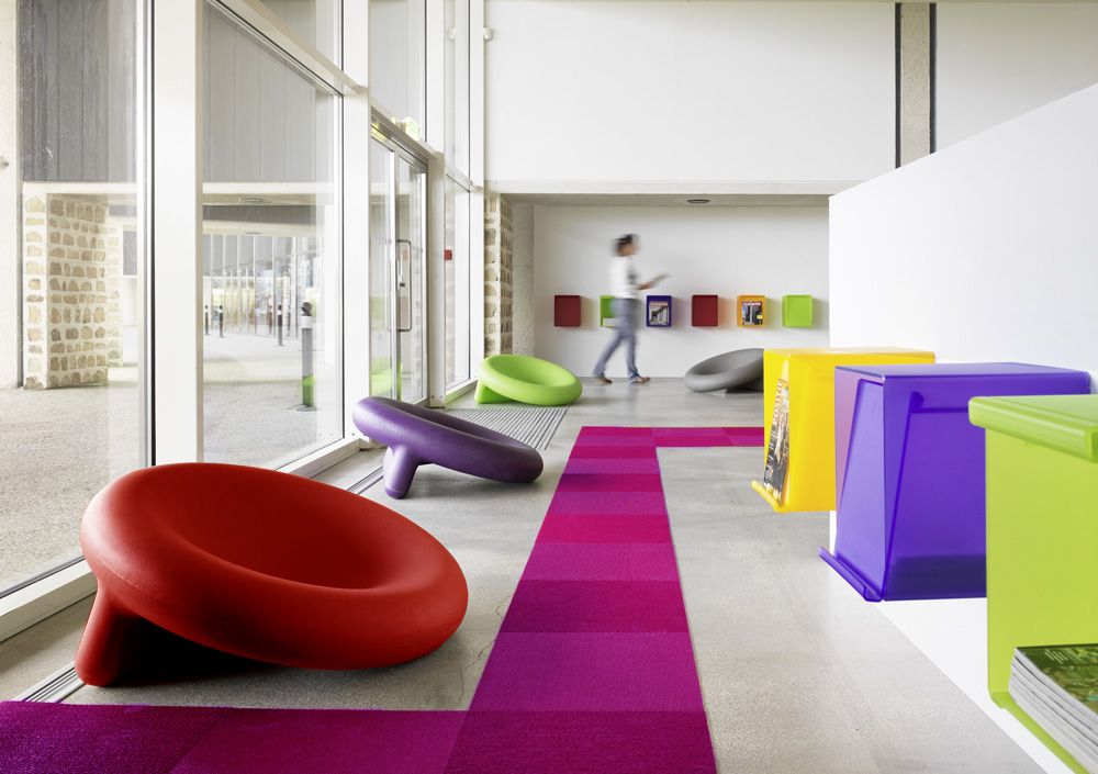 Sièges pour collectivités - Fauteuil HOP - design Pascal BAUER pour PIKO Edition. - PIKO EDITION.