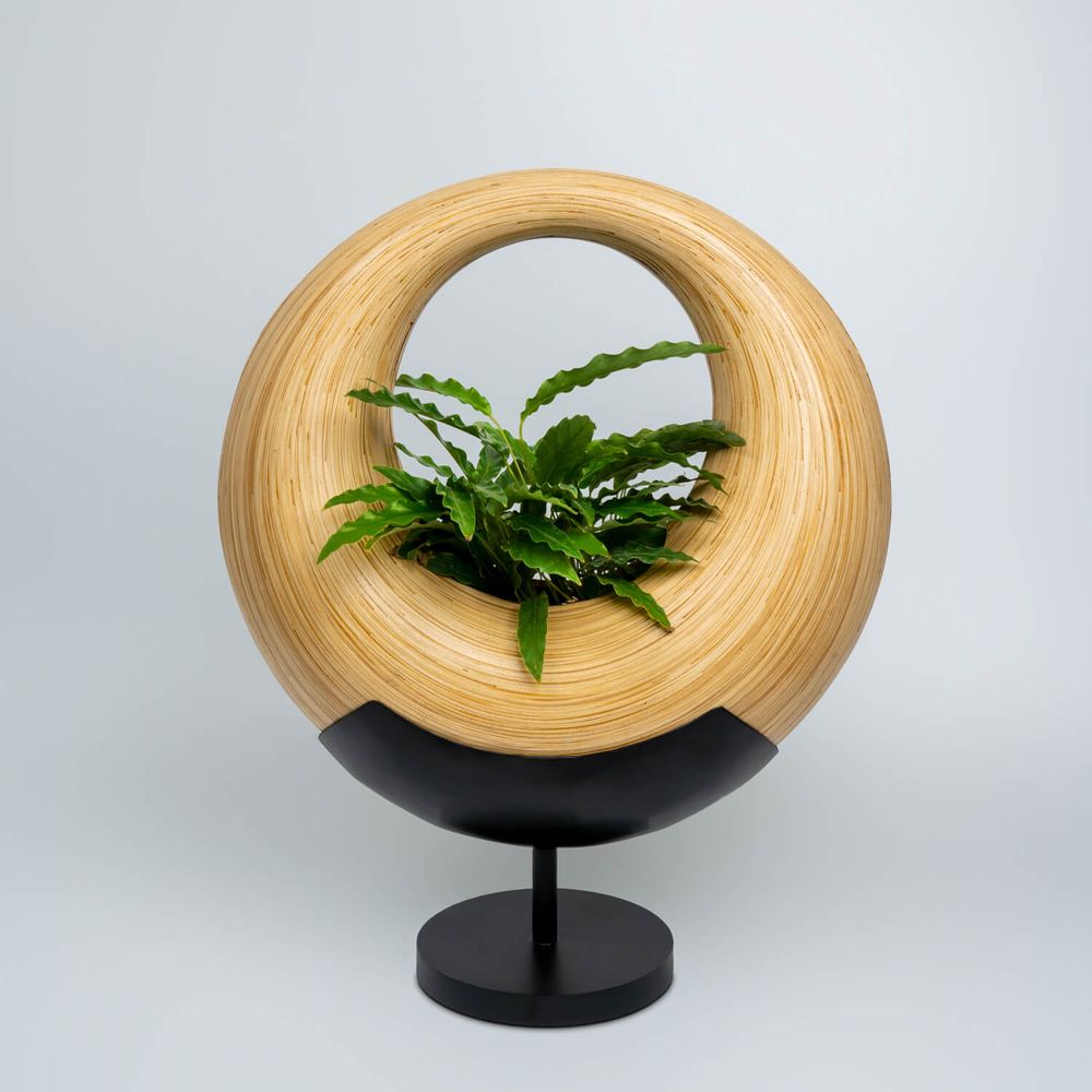 Vases - Vase en bambou fait main DONAT/cache-pots décoratifs sur support en métal noir - BAMBUSA BALI