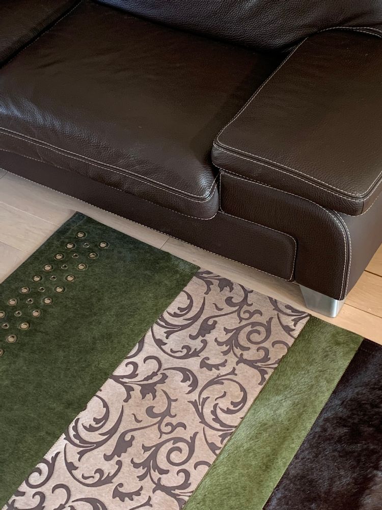 Tapis contemporains - Tapis peau de vache rayé "LANDSCAPE" - TERGUS