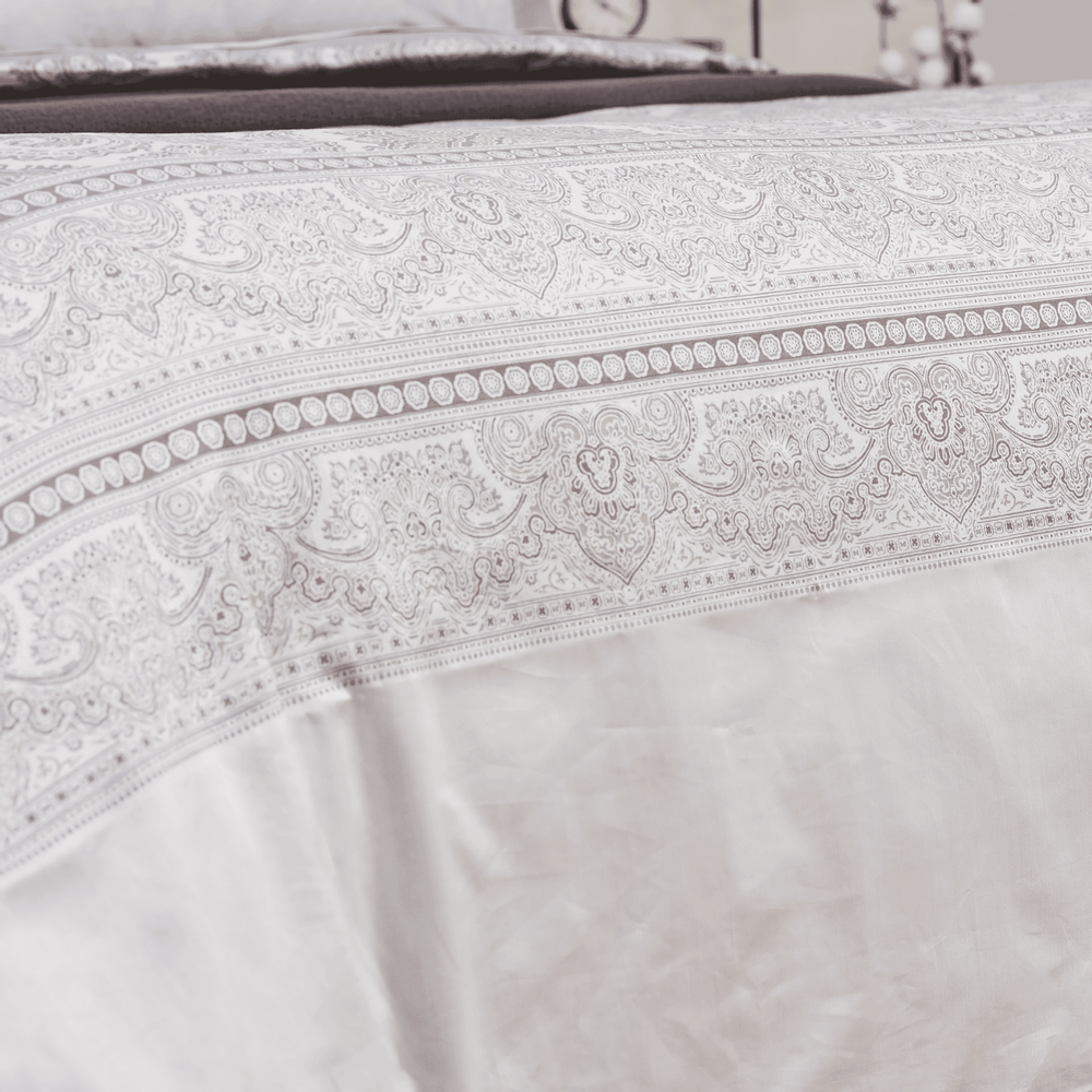 Bed linens - Duvet Cover + 2 Pillowcases - Paisley Jacquard - VIDDA ROYALLE