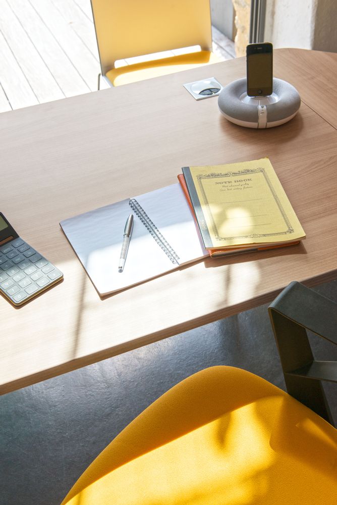 Desks - XERUS Executive Office - GAUTIER OFFICE