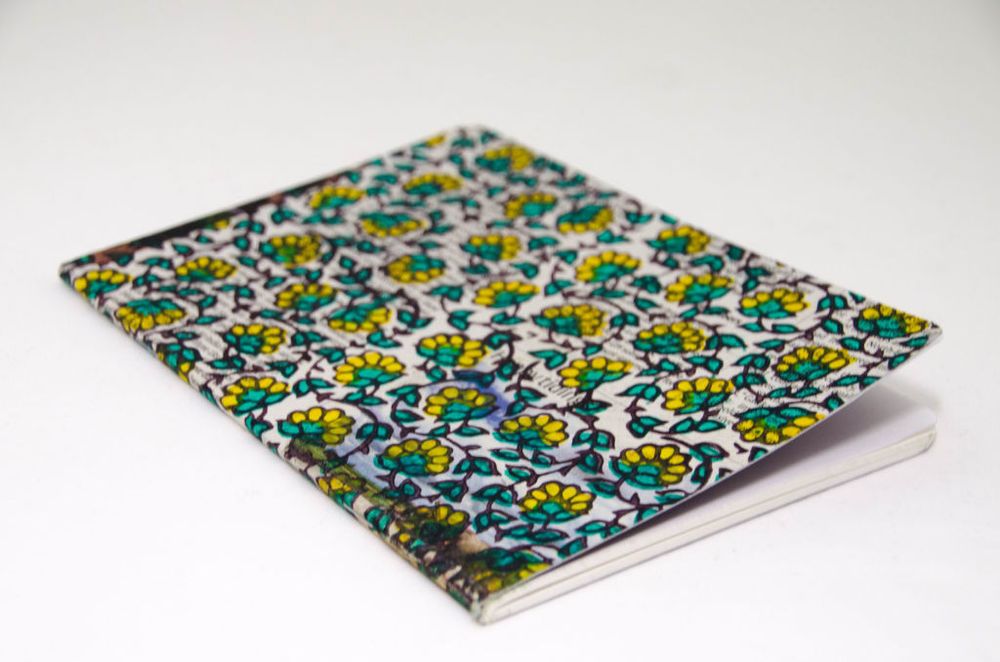 Papeterie bureau - PROTEA CARNET EN JOURNAUX IMPRIMES ET PAPIERS RECYCLÉS - RUE RANGOLI
