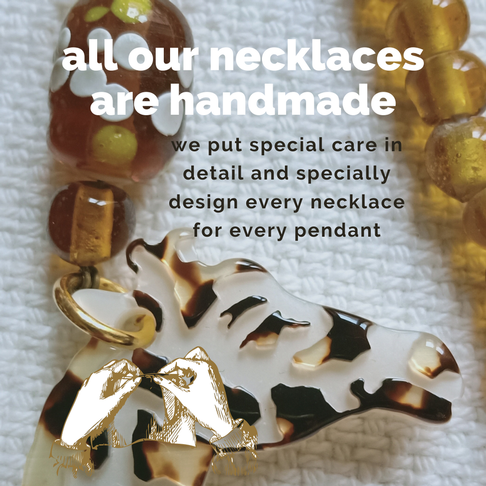 Jewelry - Magnifying Glasses-Necklace Giraffe - FLIPPAN' LOOK