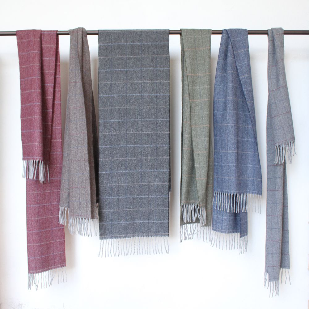 Foulards et écharpes - Écharpes en pure laine - GIARDINO SEGRETO