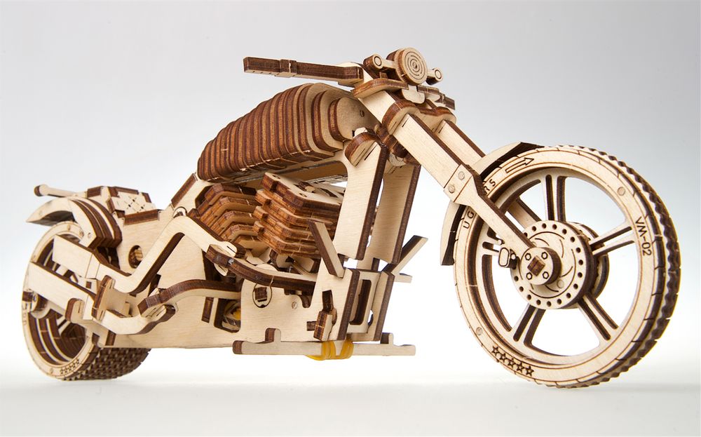 Cadeaux - UGEARS Modèles Mécaniques: MOTO VM-02 25 - UGEARS