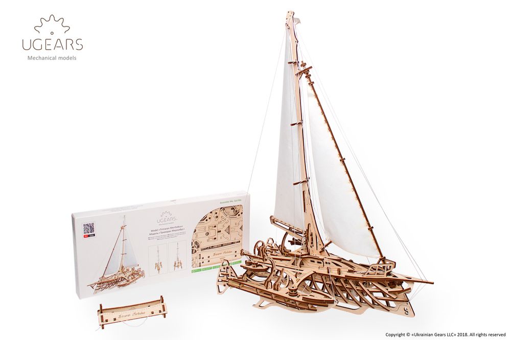 Cadeaux - UGEARS Modèles Mécaniques: TRIMARAN MERIHOBUS - UGEARS