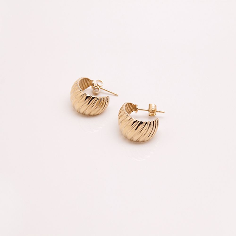 Jewelry - WAVY Hoop Earrings - LES FEMMES À BARBES