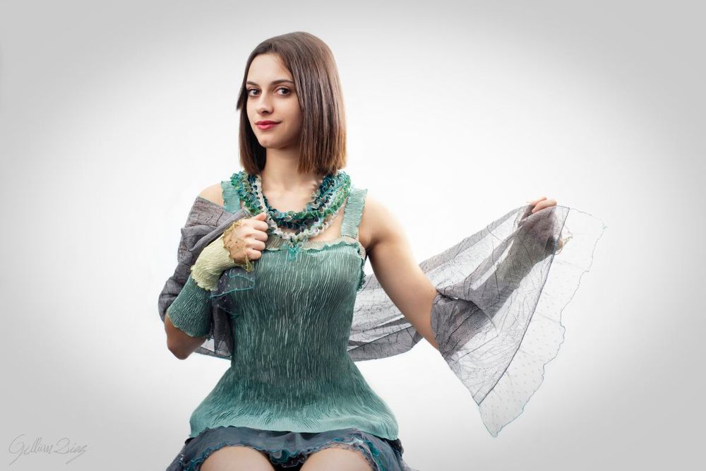 Apparel - Garment - pleated bustier -pleated top - LINÉ-GÖLZ