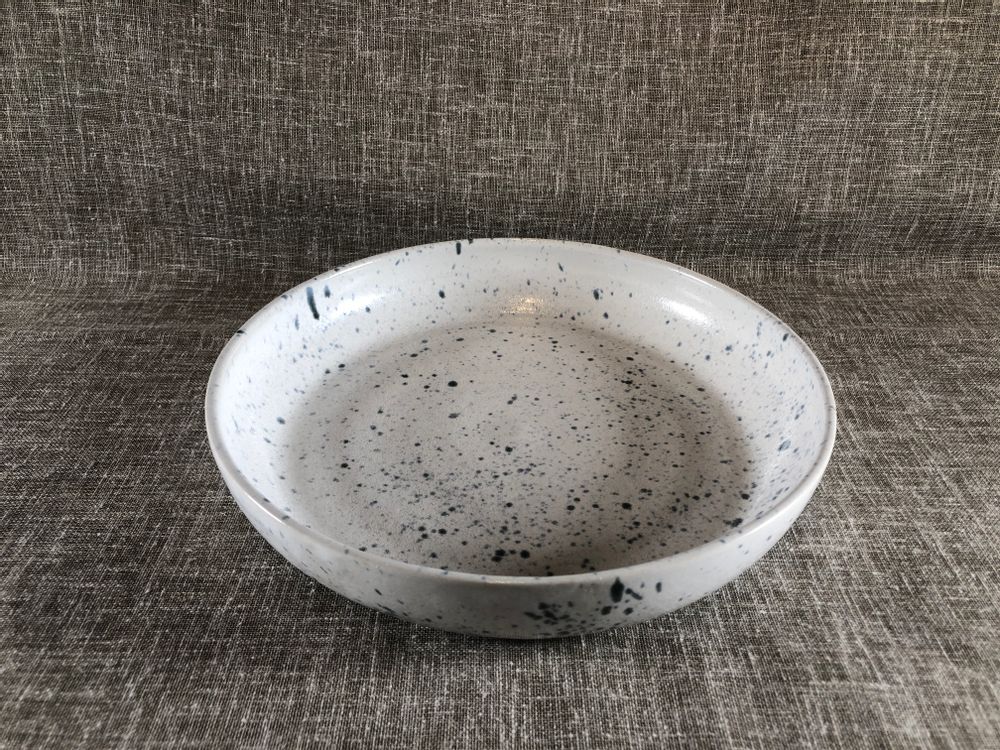 Assiettes au quotidien - Assiette Creuse en grès Diamètre 22 cm - LES POTERIES DE SWANE