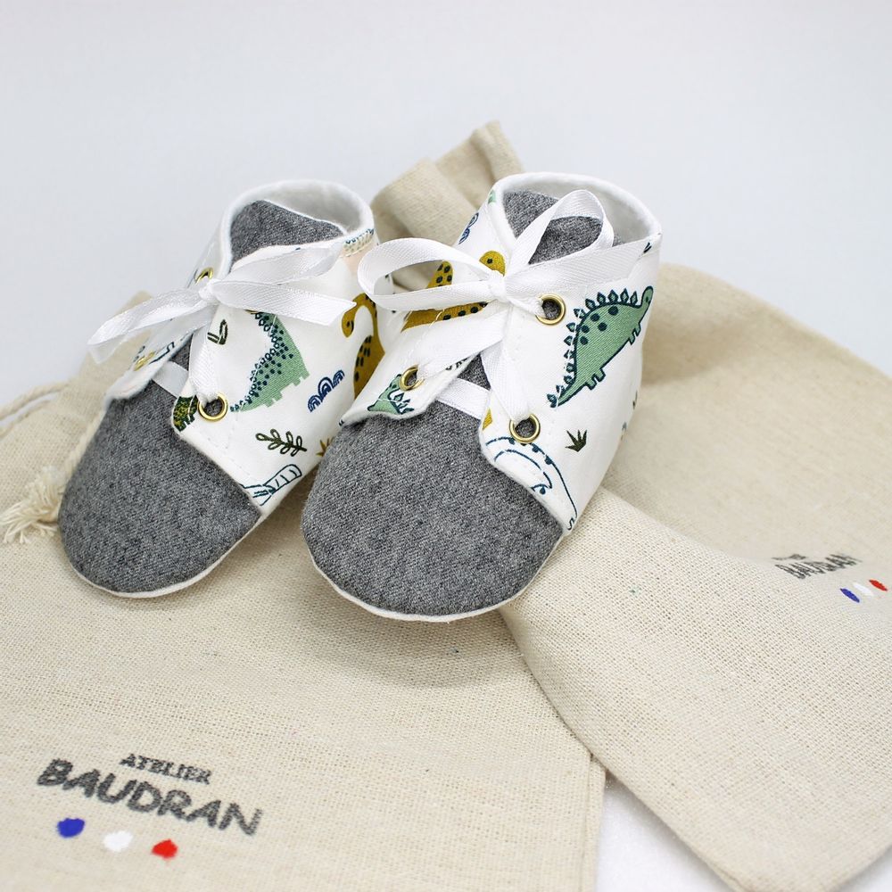 Vêtements enfants - Chaussures bébé, 6/9 mois - ATELIER BAUDRAN