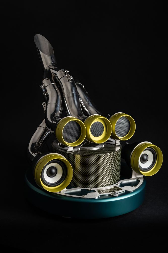 Speakers and radios - XiLO - IXOOST ARTISTIC AUDIO