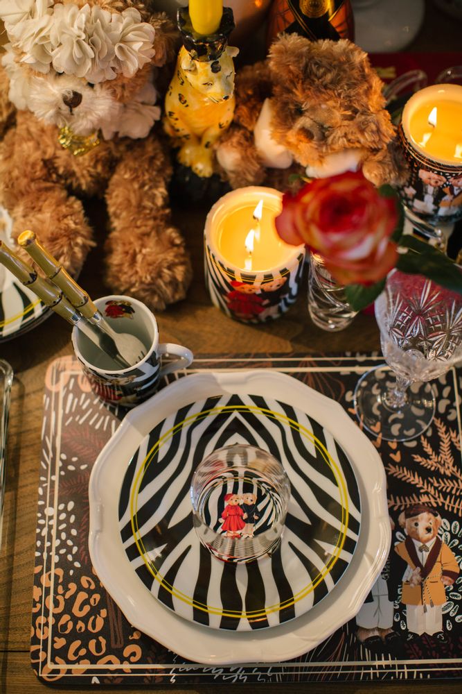 Everyday plates - Vitelli Zebra Teddy Bear Patterned 20 Cm Porcelain Plate - VITELLI DESIGN STUDIO