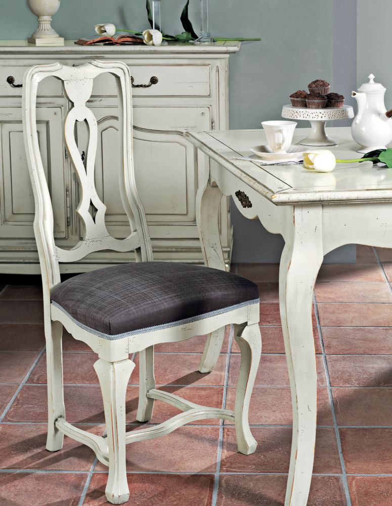 Chairs - Classic chic and French provincial chairs - INTERIORS ITALIA