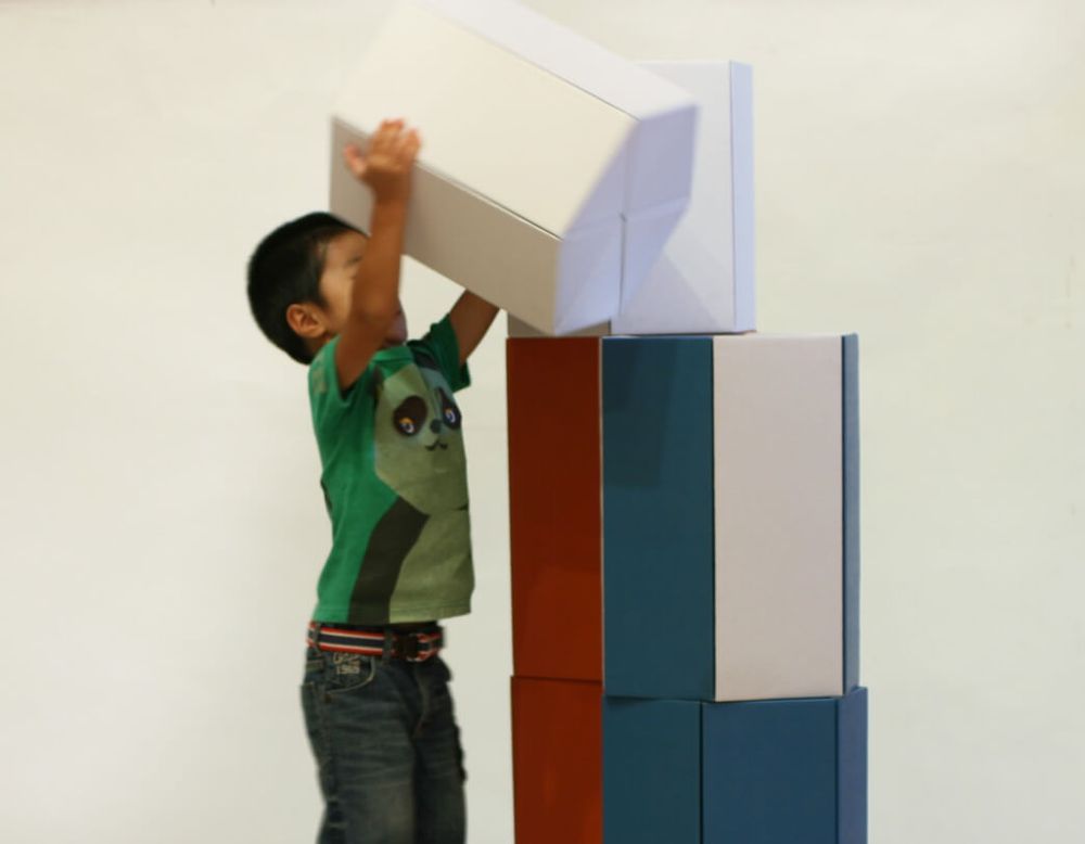 Children's tables and chairs - Riki Stool - Papermade, Lightweight, Assembly stool - METROCS