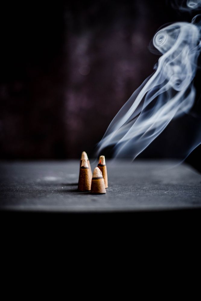 Gifts - Luxury Oud Incense Cones - Oud Woods - NUHR
