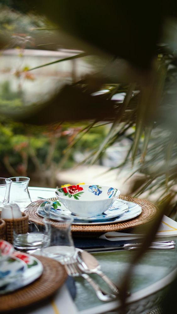 Bowls - Vitelli Yellow and White Magnolia Teddy Bear Pattern 20 cm porcelain plate - VITELLI DESIGN STUDIO