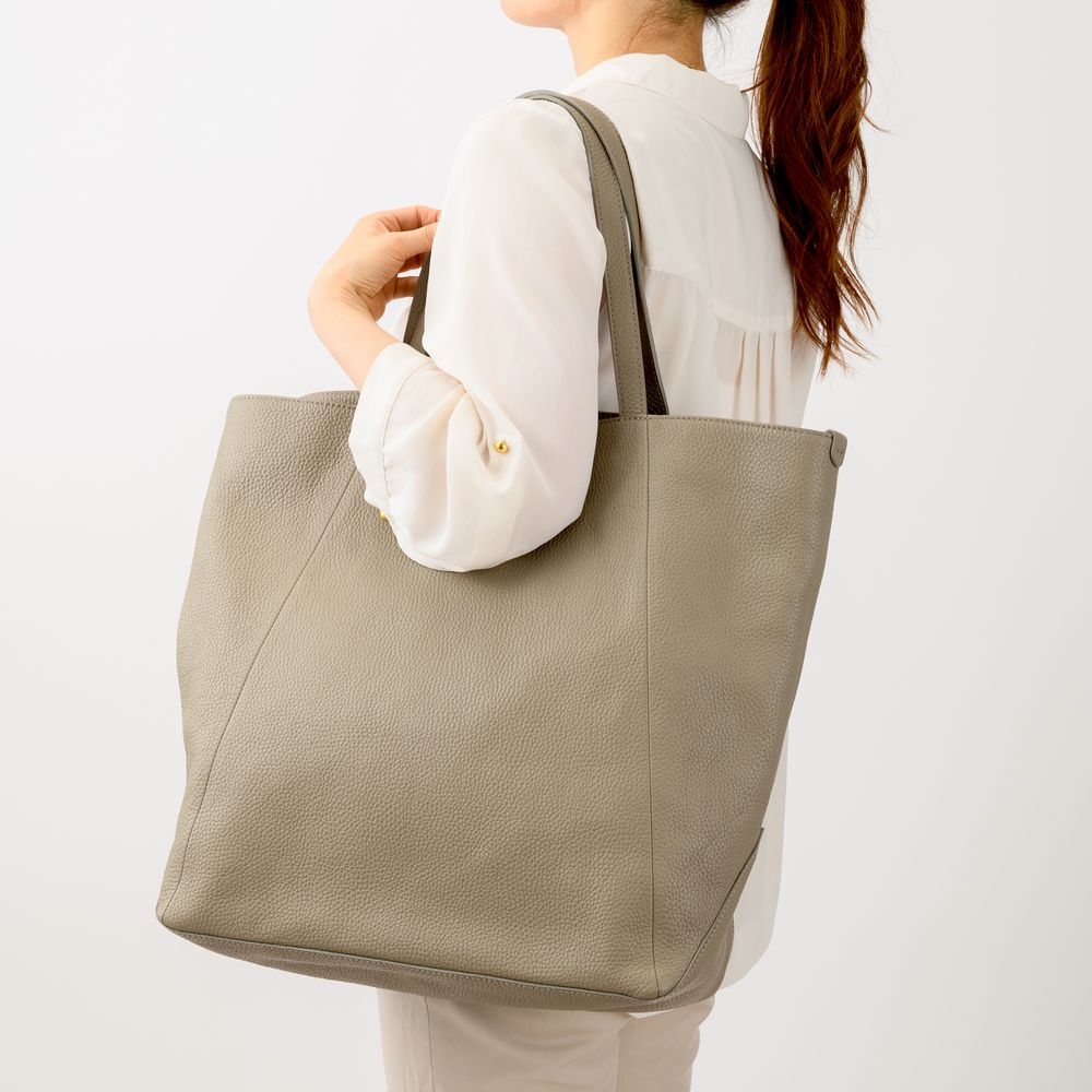 Sacs et cabas - SAC CABAS EN CUIR SOUPLE - SHION