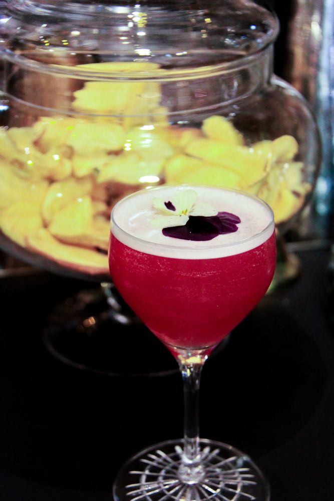 Delicatessen - Apple Rose Raspberry Syrup - L'ATELIER DES CREATEURS