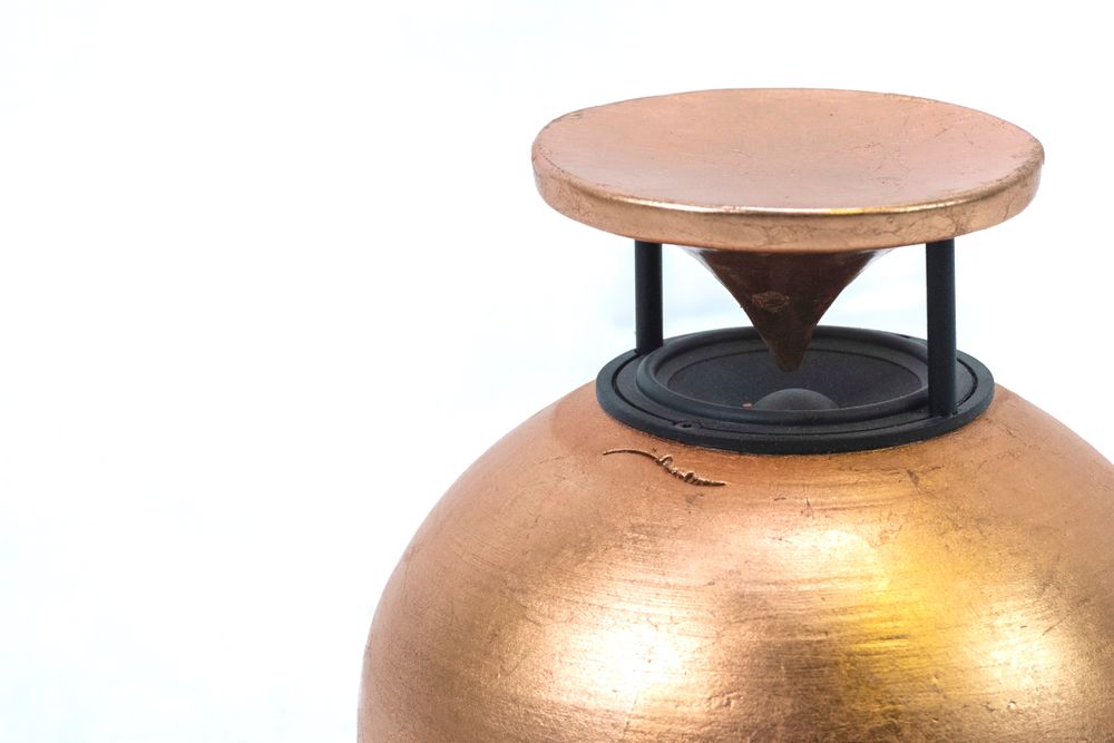 Speakers and radios - Zefira – Portable speaker copper leaf - DEDALICA