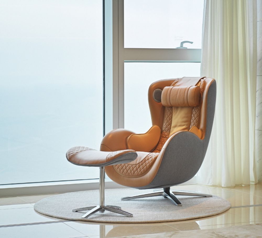Chairs - Classic Massage Chair_Caramel - NOUHAUS