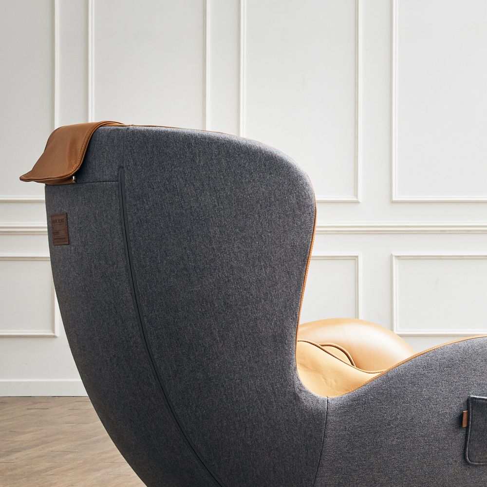 Chairs - Classic Massage Chair_Caramel - NOUHAUS