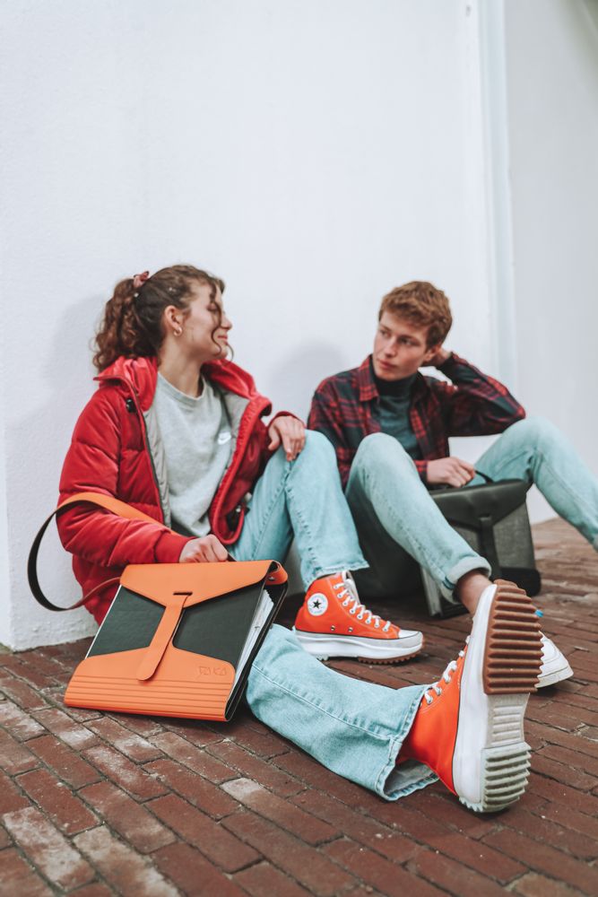 Sacs et cabas - YAKA LE PORTE CLASSEUR UNIVERSEL orange - YAKA