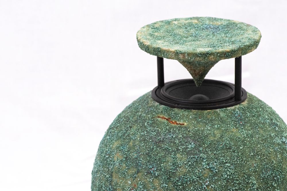 Speakers and radios - Zefira – Portable speaker amphora glaze  - DEDALICA