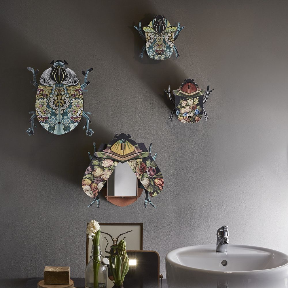 Decorative objects - Keith - Decorative beetle with hidden small storage and mirror - MIHO UNEXPECTED THINGS