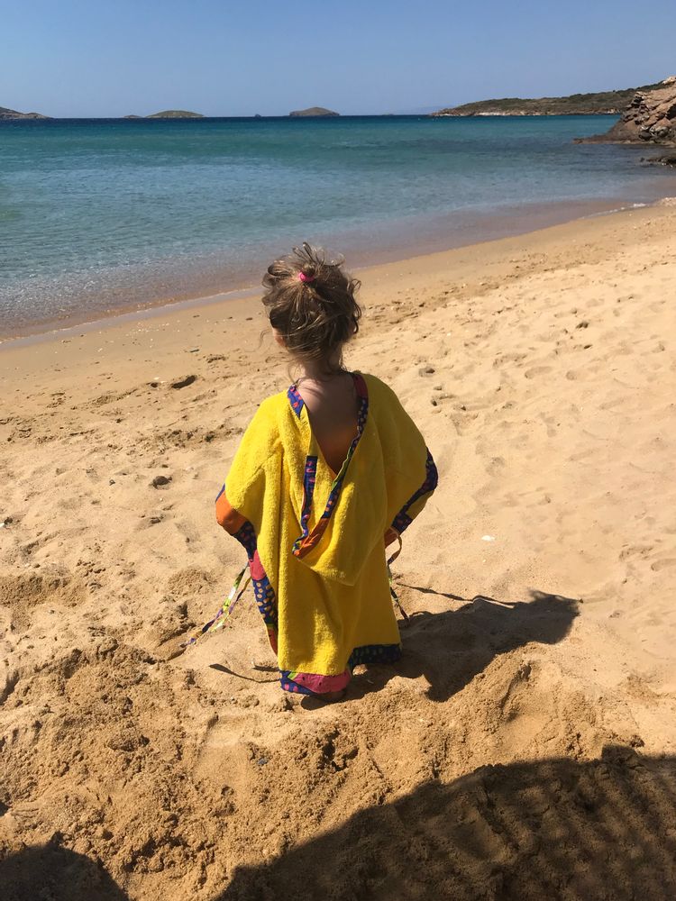 Apparel - Beach Poncho & Surf - PNTWORLD