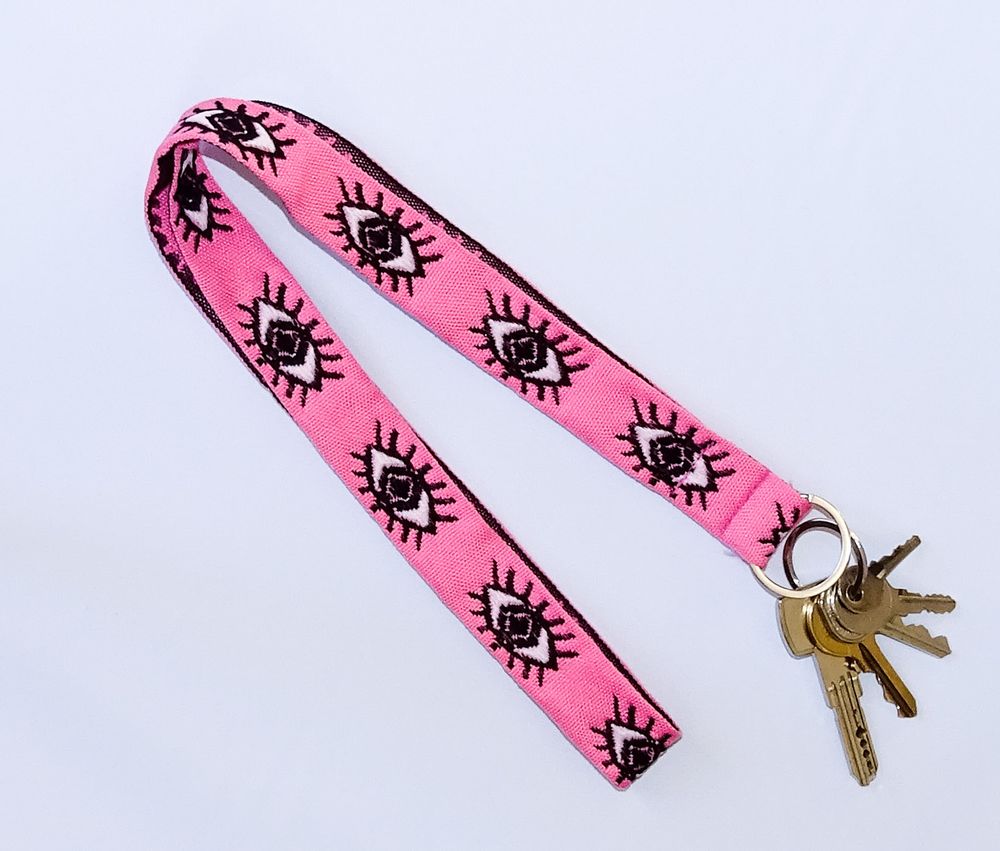Decorative objects - Keychain. - PNTWORLD