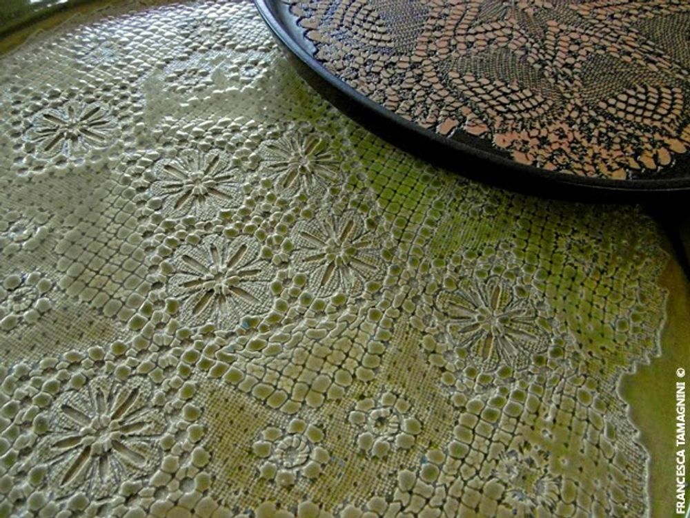 Decorative objects - Centrino / Lace / Napperon - CERAMICHE BUCCI SRL