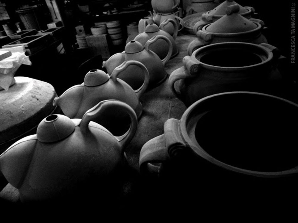 Plats et saladiers - Stufarola - poêle à four - cocotte en pyrex - CERAMICHE BUCCI SRL