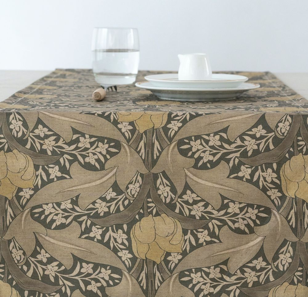 Table linen - Tulip table runners - GIRONES