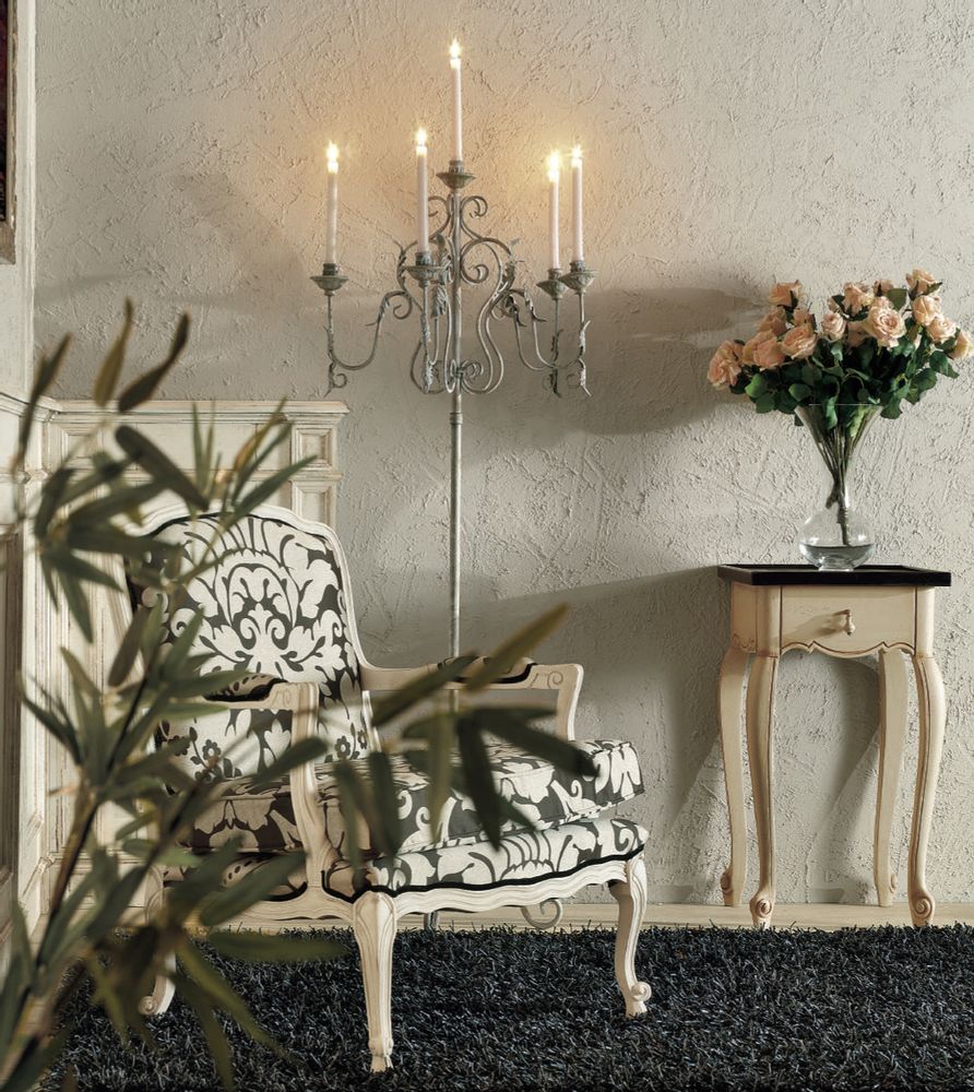 Tables basses - Tables basses françaises provinciales et classiques chics - INTERIORS ITALIA