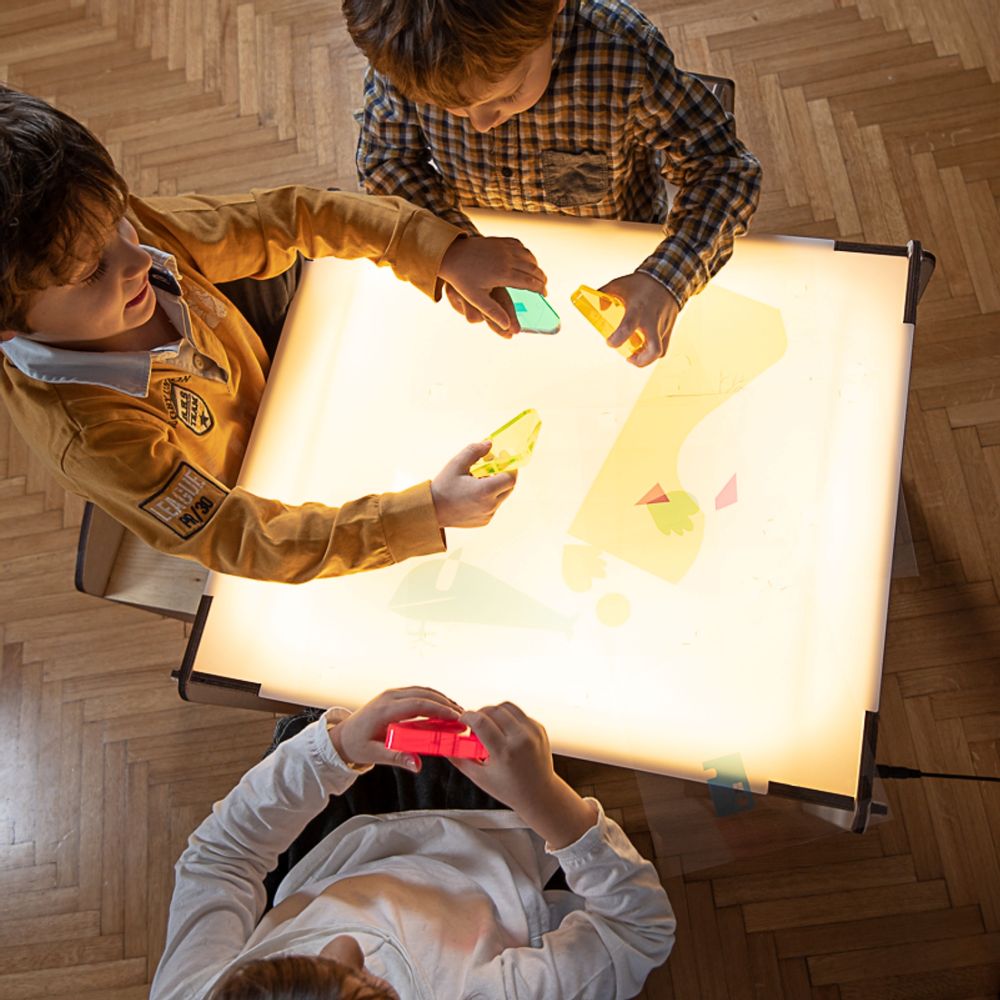 Chambres d'enfants - Tavoluccico, Reggio Emilia table légère pour enfants - NINIDESIGN