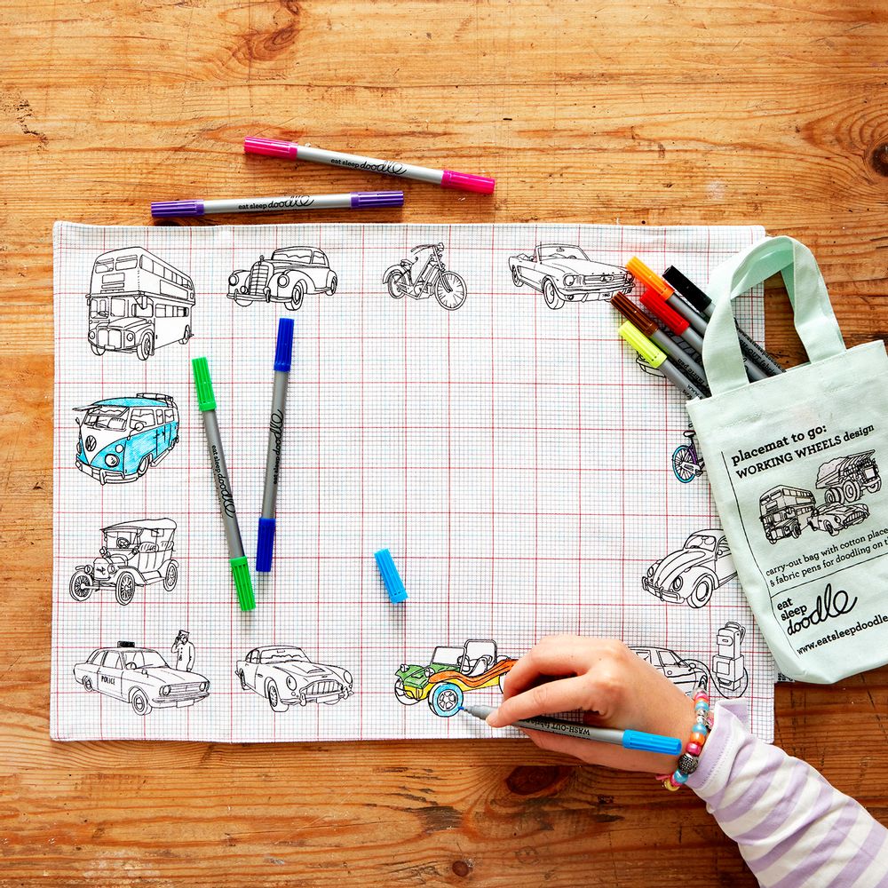 Sets de table - set de table portable voitures, camions et tracteurs - EATSLEEPDOODLE