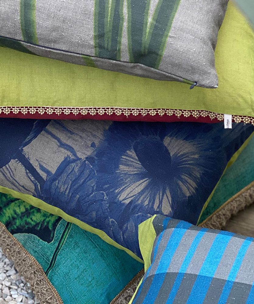 Fabric cushions - Flowers cushion cover - TRACES OF ME