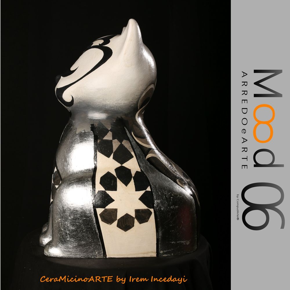 Pièces uniques - Bianca Miao - CeraMicinoARTE - une statuette de chat - Pièce d'art unique créée par Irem Incedayi - MOOD06 ARREDO E ARTE BY COMPUTARTE®