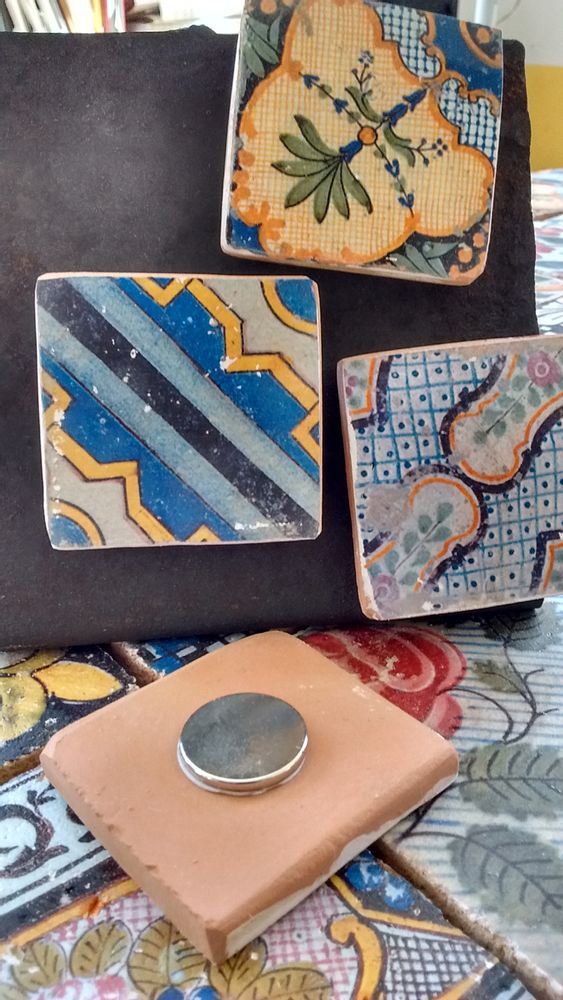Cadeaux - Magnets en terrecuite - STUDIOSVE