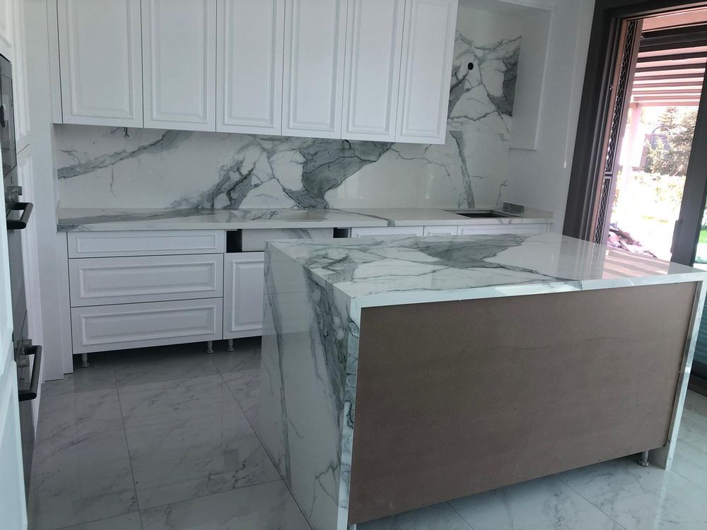 Kitchen splash backs - Statuario Altissimo - LAMINAM FRANCE