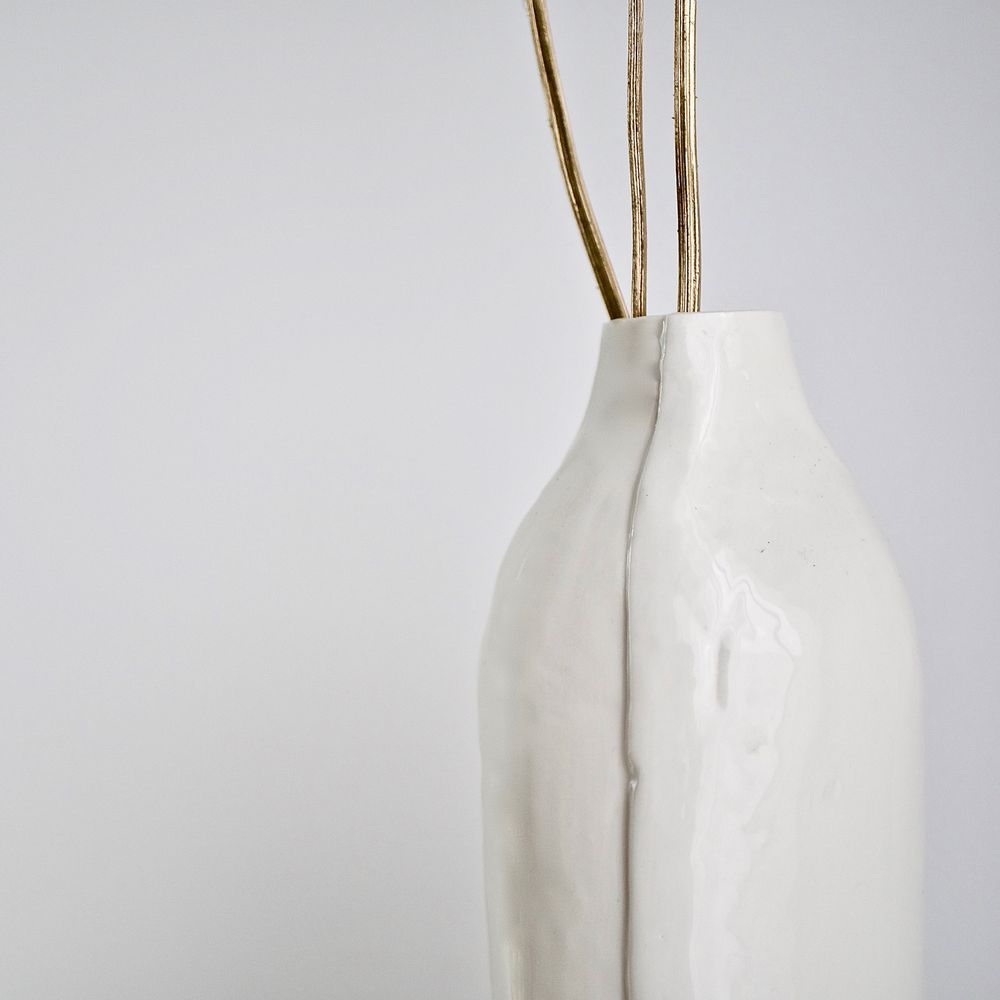 Vases - BOUTEILLE EN PORCELAINE DE LIMOGES BLANCHE OU GRISE - MAISON GALA