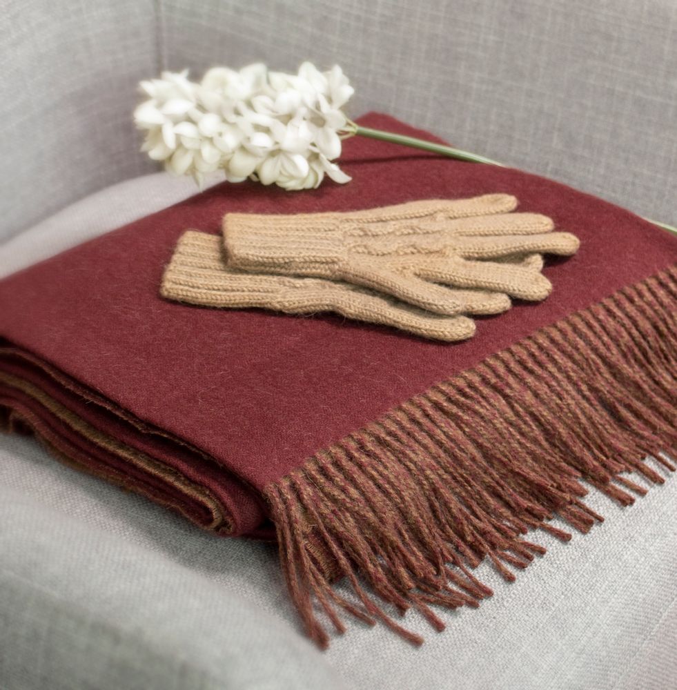 Throw blankets - Double Face Throw - TEXTIALPACA PERÚ
