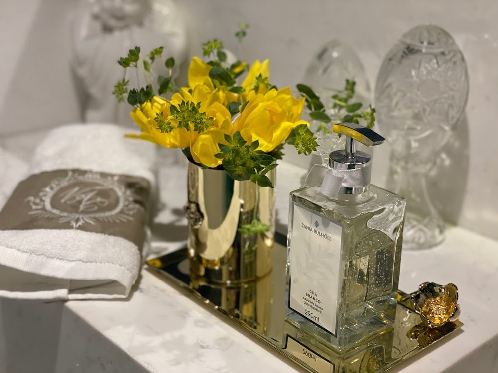 Goldsmithing - Flor Washbasin Tray  - ORFÈVRERIE ROYALE