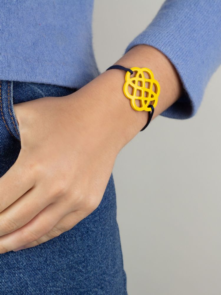 Jewelry - Flower bracelet in black horn and lacquer - L INDOCHINEUR X RIVÊT