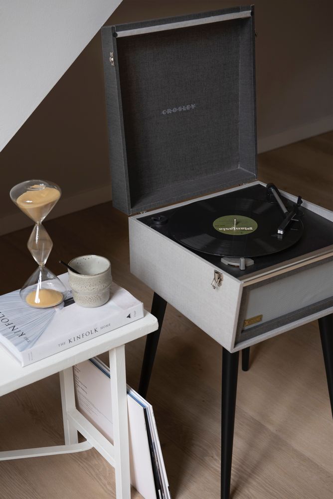 Speakers and radios - Crosley Bermuda Bluetooth Record Player - CROSLEY RADIO