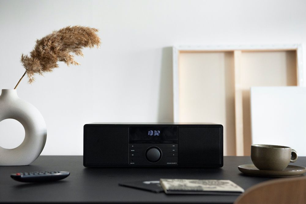 Speakers and radios - Crosley Metro CD player and Bluetooth Speaker Black - CROSLEY RADIO