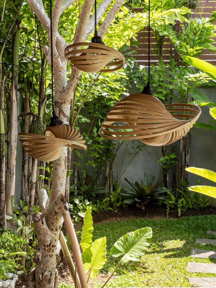 Suspensions - Suspensions en bambou faites à la main VERSA DUA, lampes suspendues - BAMBUSA BALI