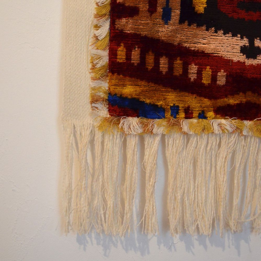 Autres décorations murales - Tenture murale - Tissu précieux d'Asie Centrale - Pièce unique - L'ATELIER DES CREATEURS